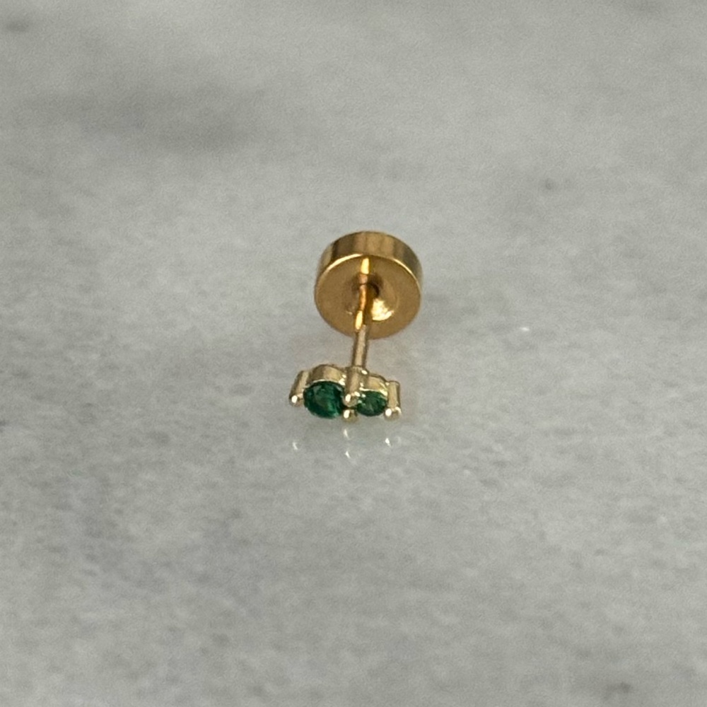 Gold Green Crystal Mini Micro Cartilage Earring 

Brand New - Picture 2 of 4